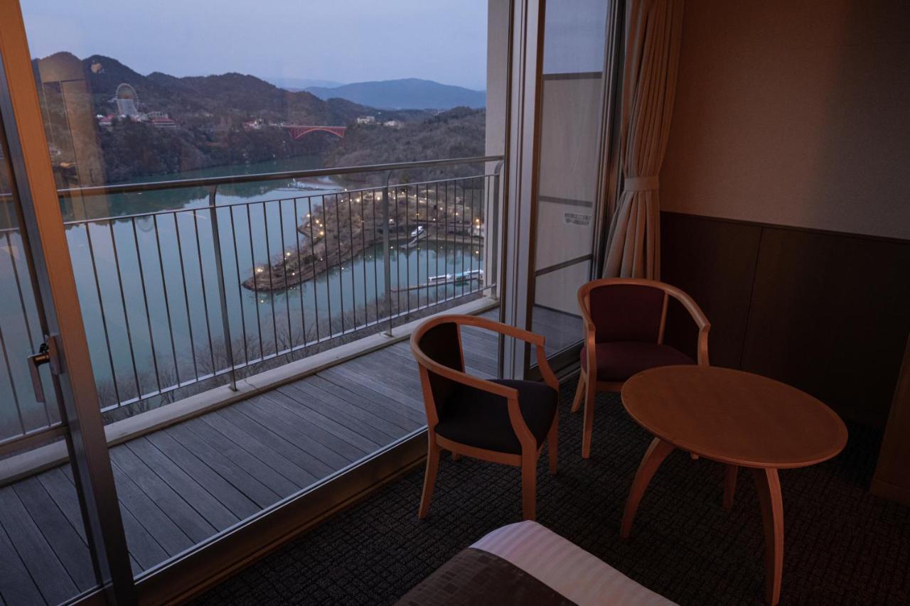 Enakyo Onsen Hotel Yuzuriha Exterior foto